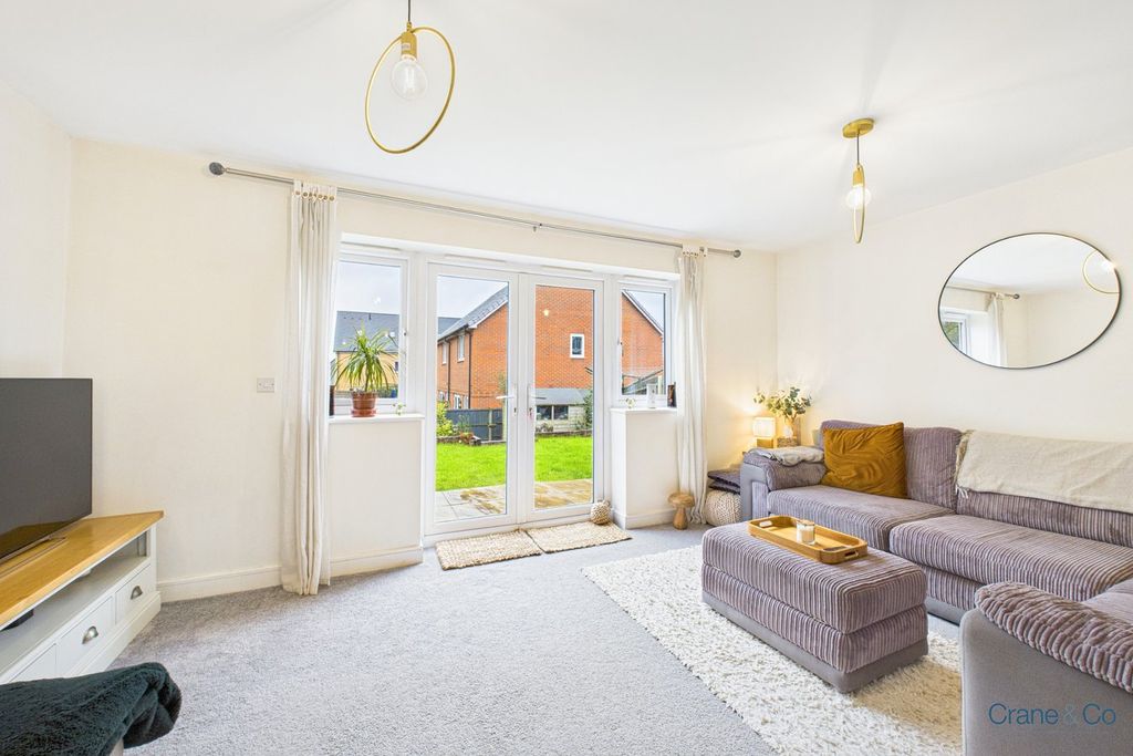 Property photo 2 of 22