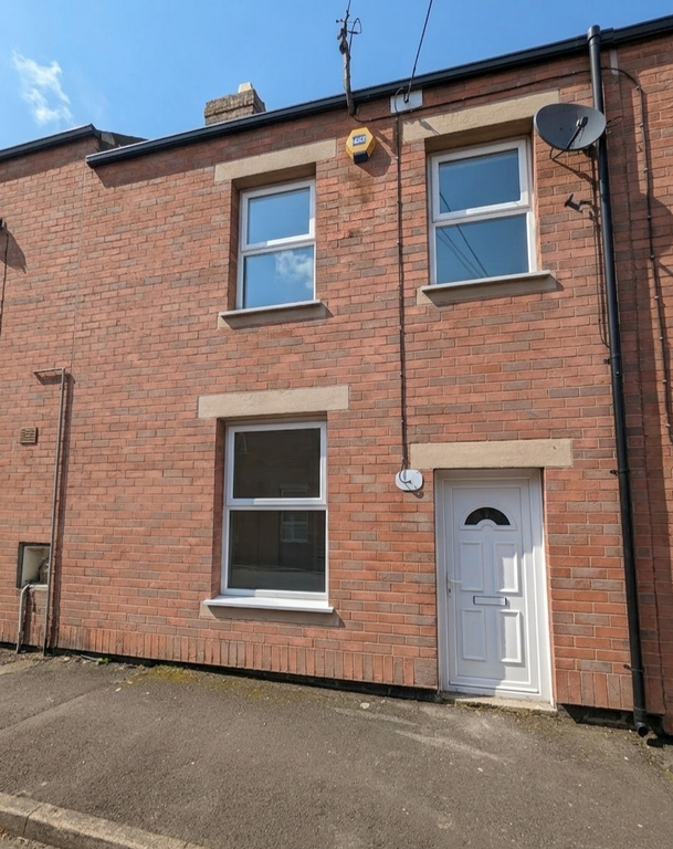 Property photo 2 of 13