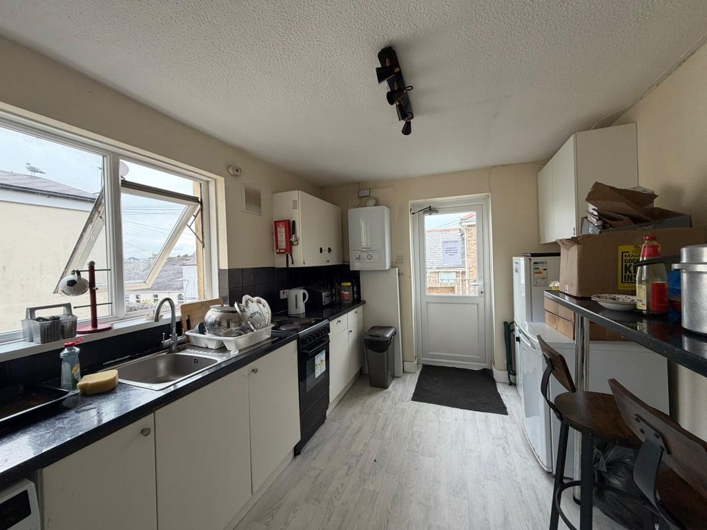 Property photo 2 of 2