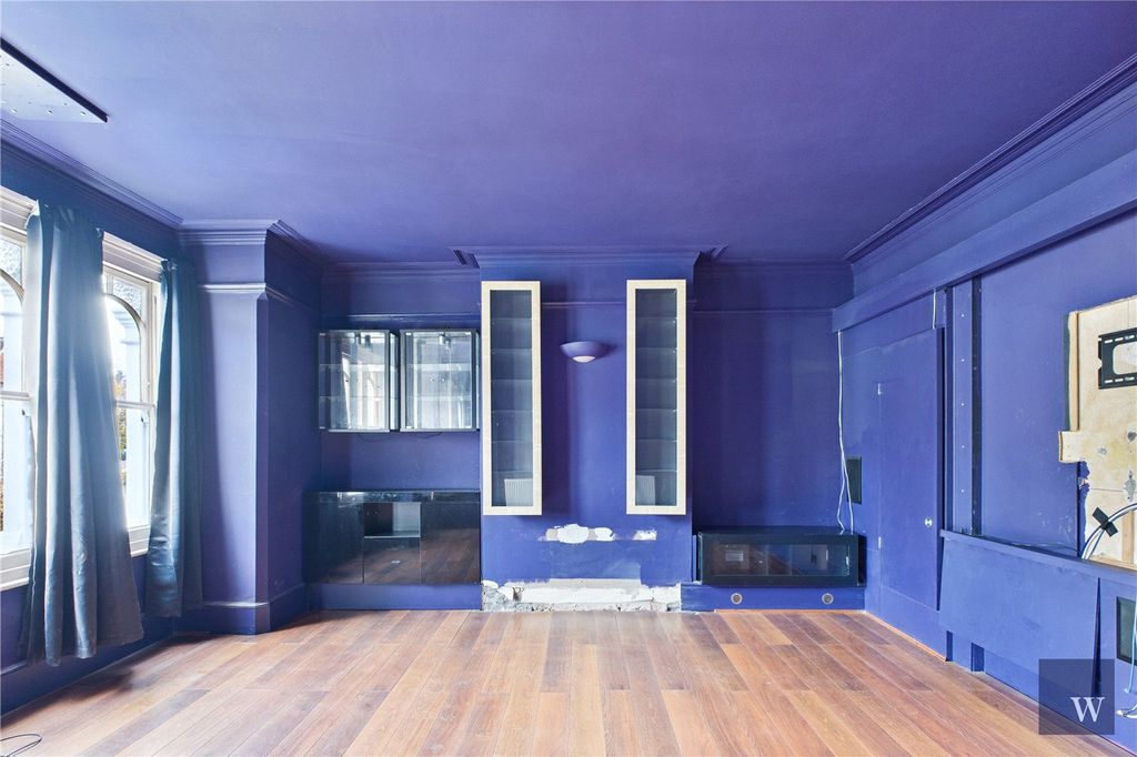 Property photo 3 of 15 Picture No. 04