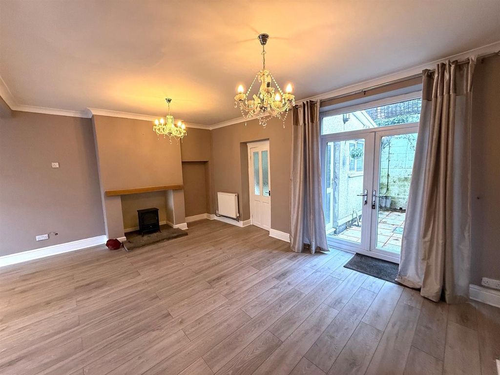 Property photo 3 of 26 3.Jpg