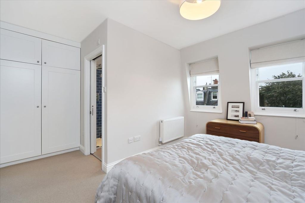 Property photo 3 of 7