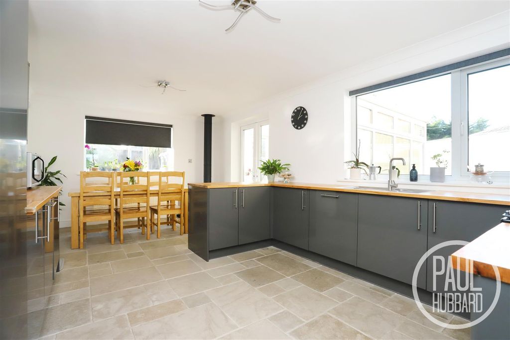 Property photo 3 of 25 Img_2066.Jpg