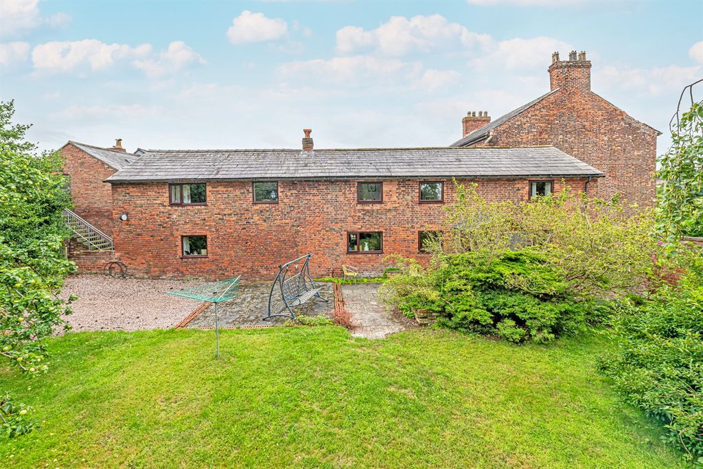 Property photo 1 of 23 (Main)