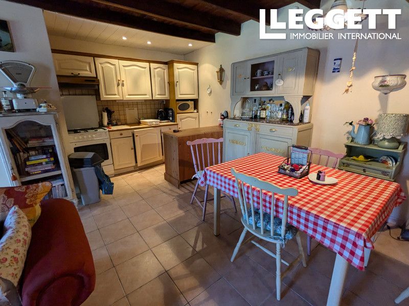 Property photo 3 of 10