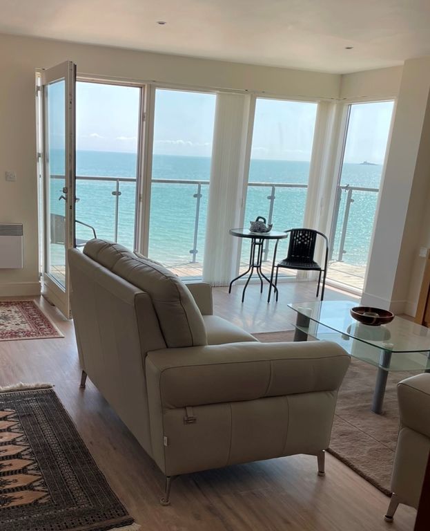 Property photo 2 of 22