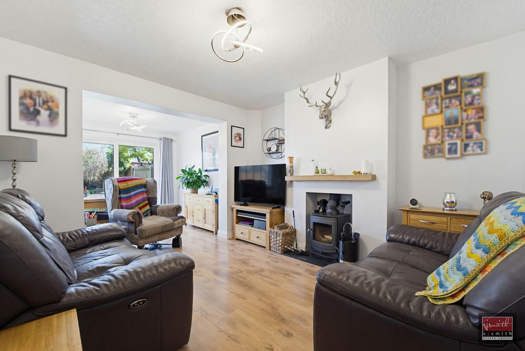 Property photo 2 of 16 Dsc03993