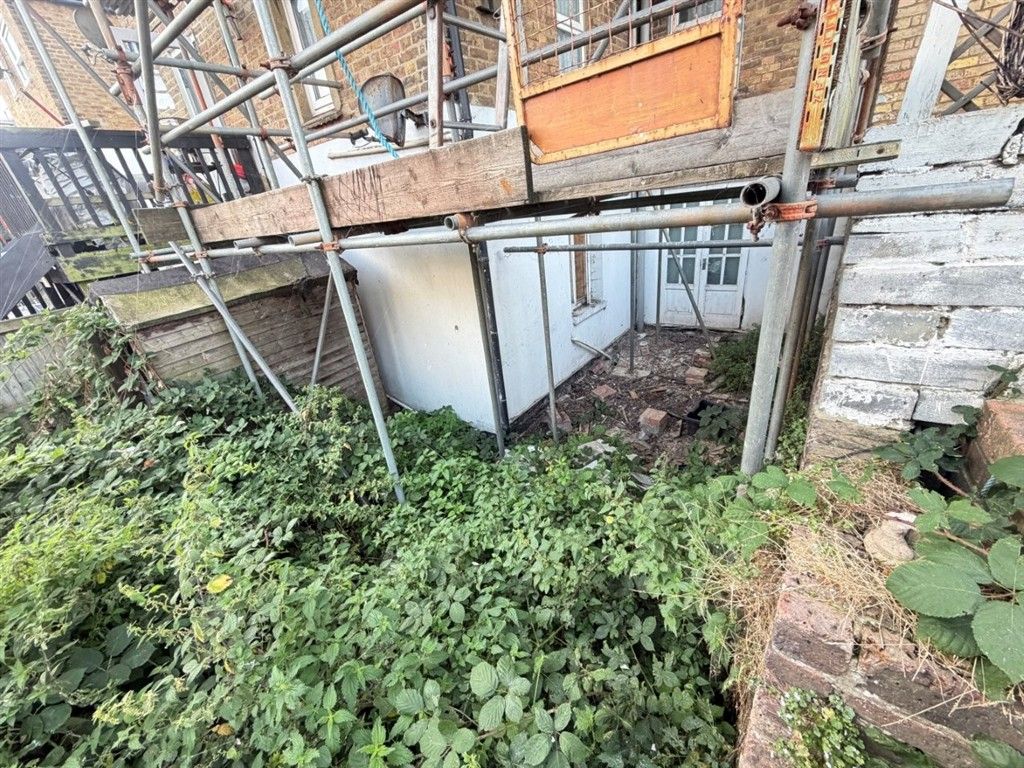 Property photo 3 of 3