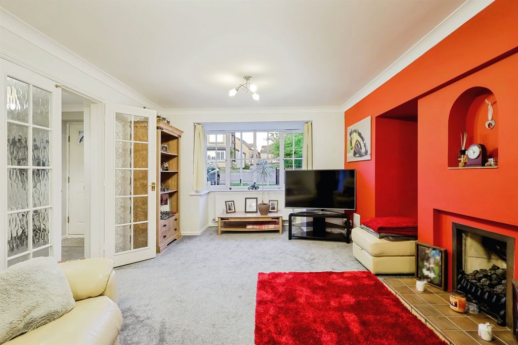 Property photo 3 of 17