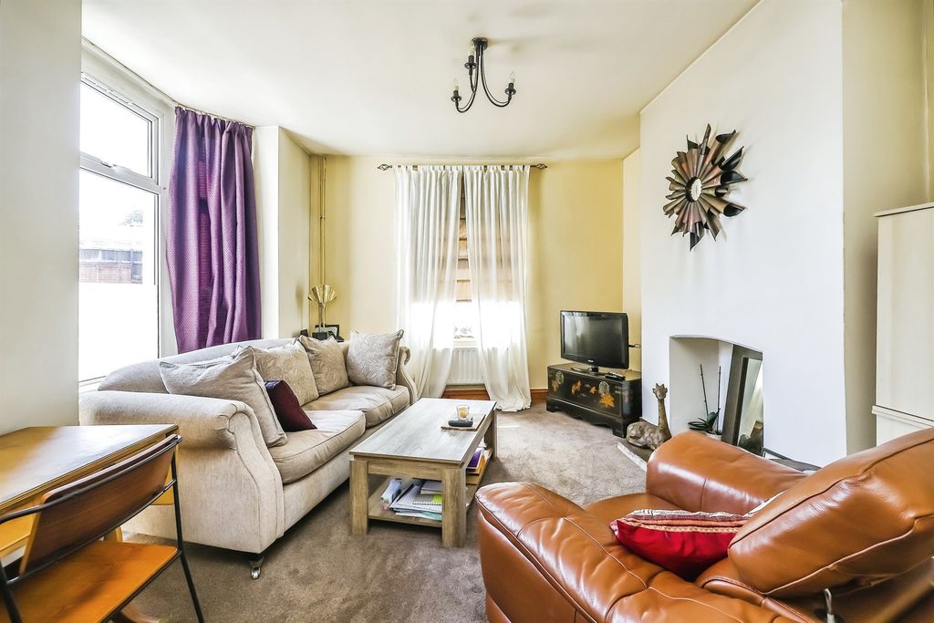 Property photo 2 of 15