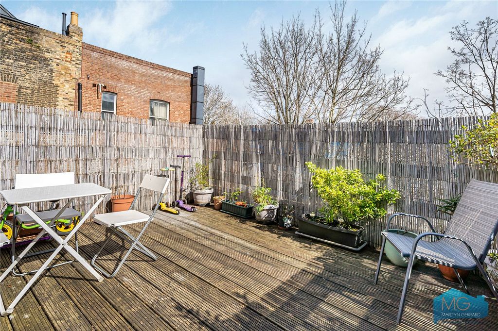 Additional image 5 of 3 bed flat for saleHighbury Park, London N5