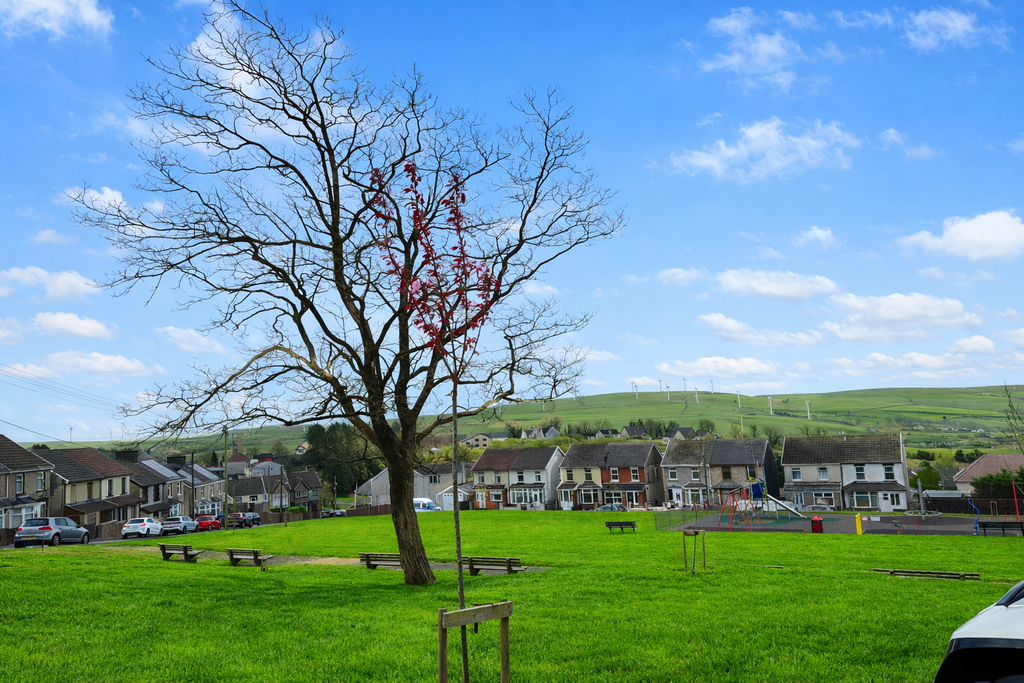 Property photo 2 of 19 Exterior