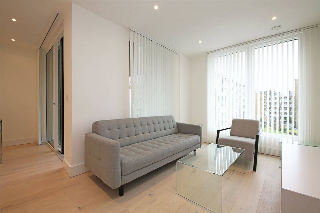 Property photo 3 of 9