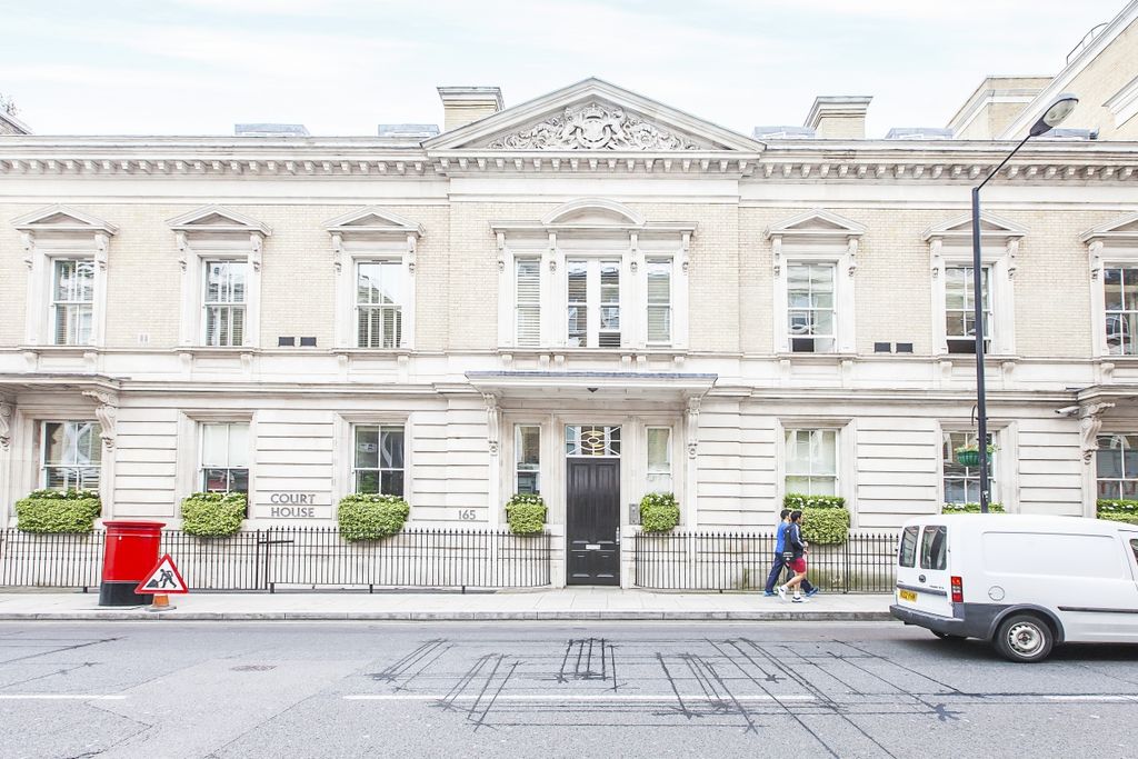 Property photo 2 of 9 External