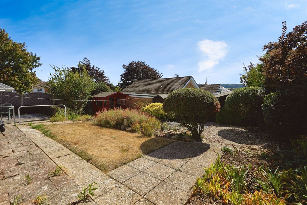 Property photo 3 of 17