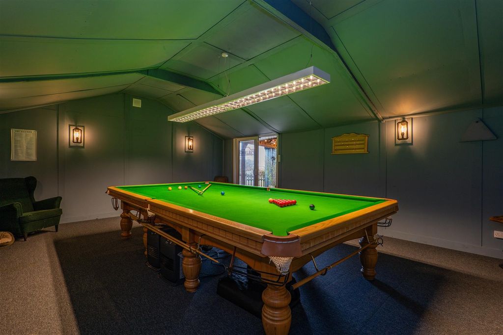 Property photo 3 of 45 Games Room