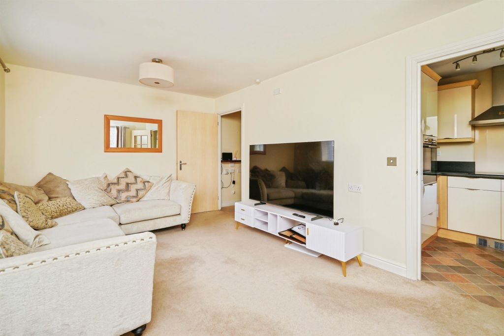 Property photo 3 of 19