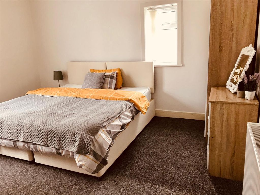 Property photo 1 of 8 Img-1562.Jpg