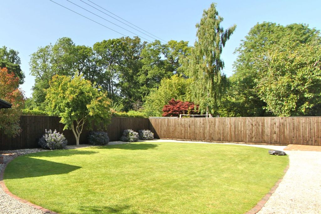 Property photo 3 of 19