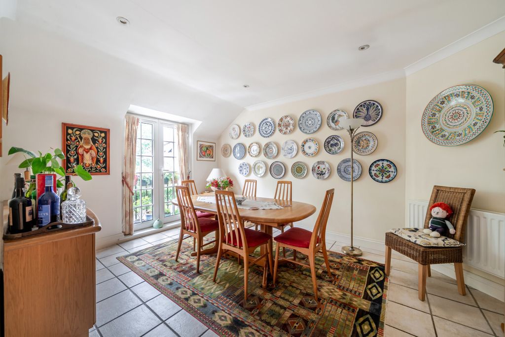 Property photo 3 of 14 1521054-17-1A0A49...