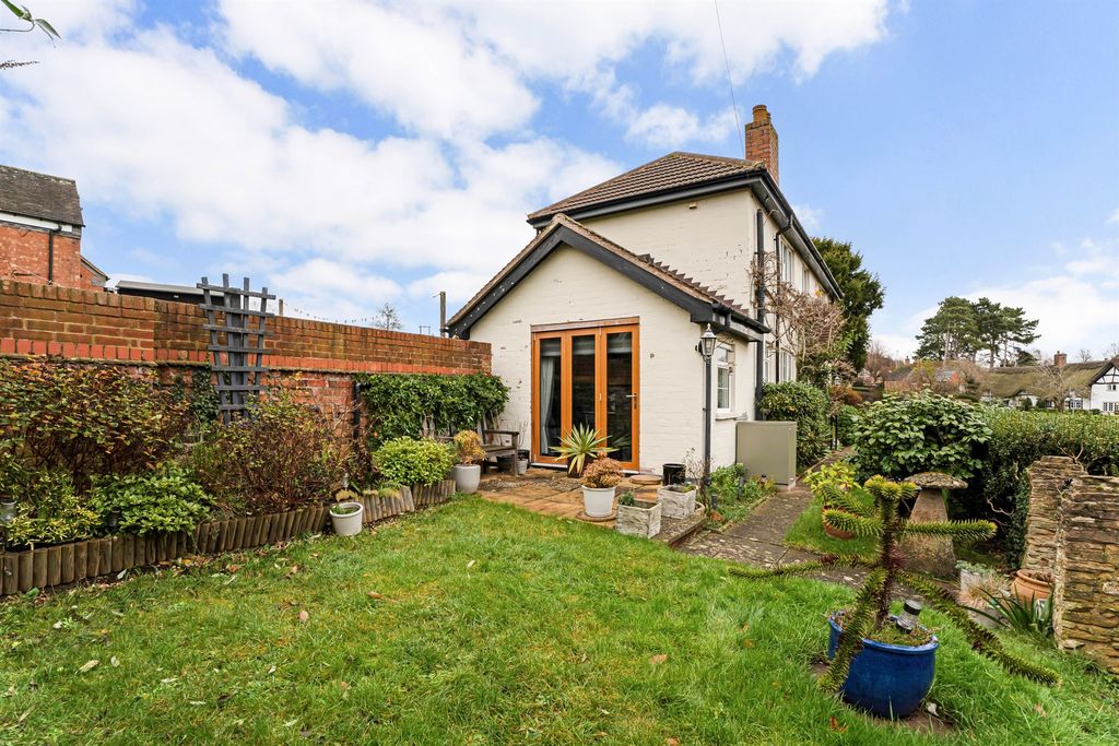 Property photo 3 of 14