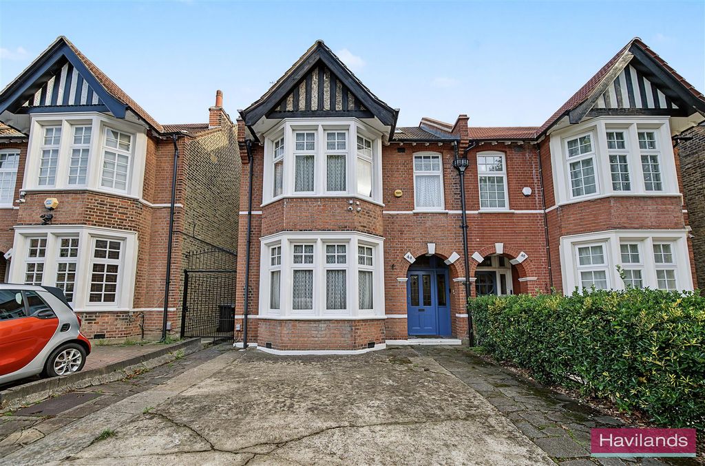 Property photo 1 of 28 44 Grovelands Road, London N13 4Rh-With Watermark-