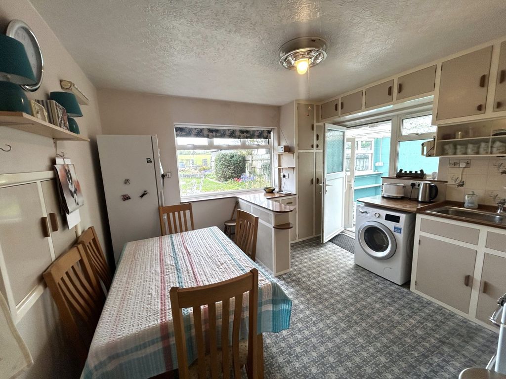 Property photo 3 of 12 Picture No. 31