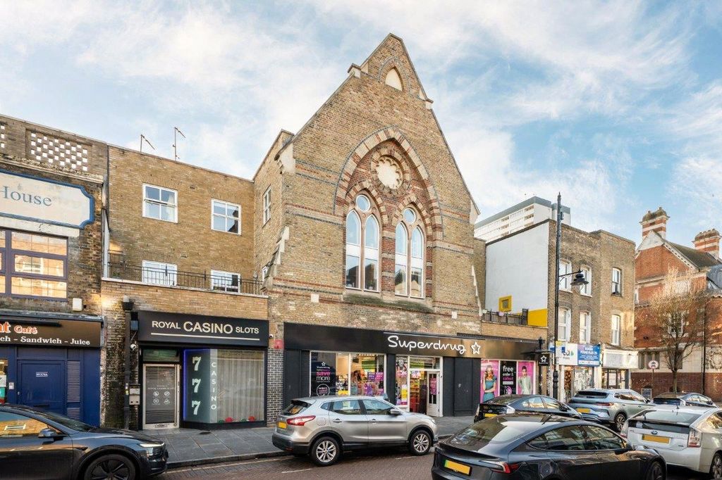 Property photo 1 of 10 Exerior