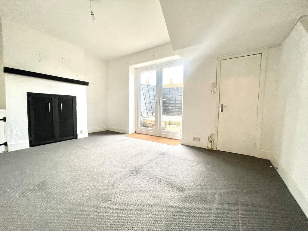 Property photo 3 of 5 Picture 3