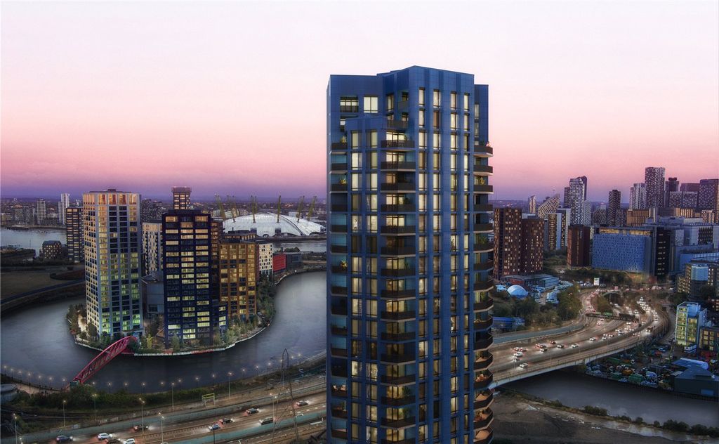 Property photo 2 of 13 Cerulean Quarter