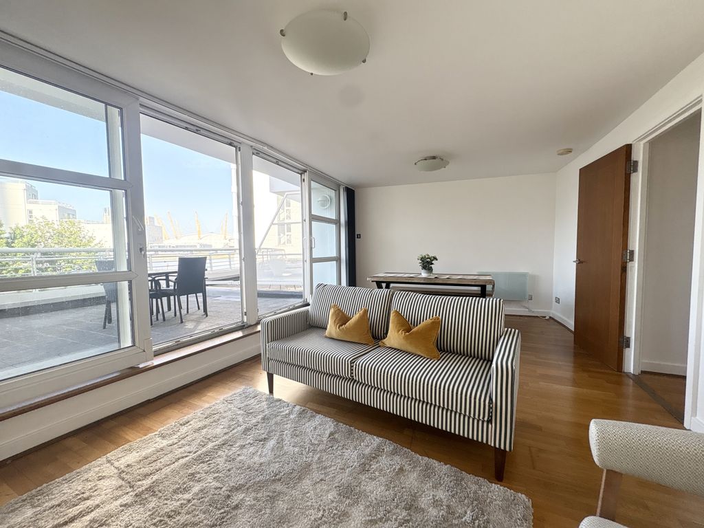 Property photo 1 of 7 Isle Of Dogs, E14