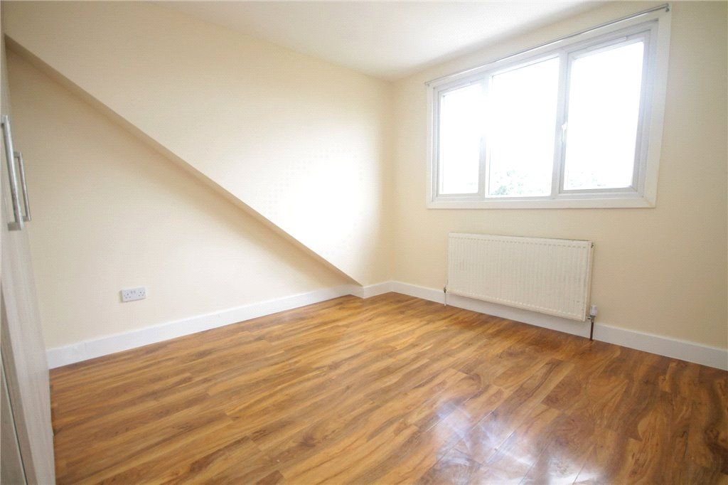 Property photo 1 of 12 Bedroom