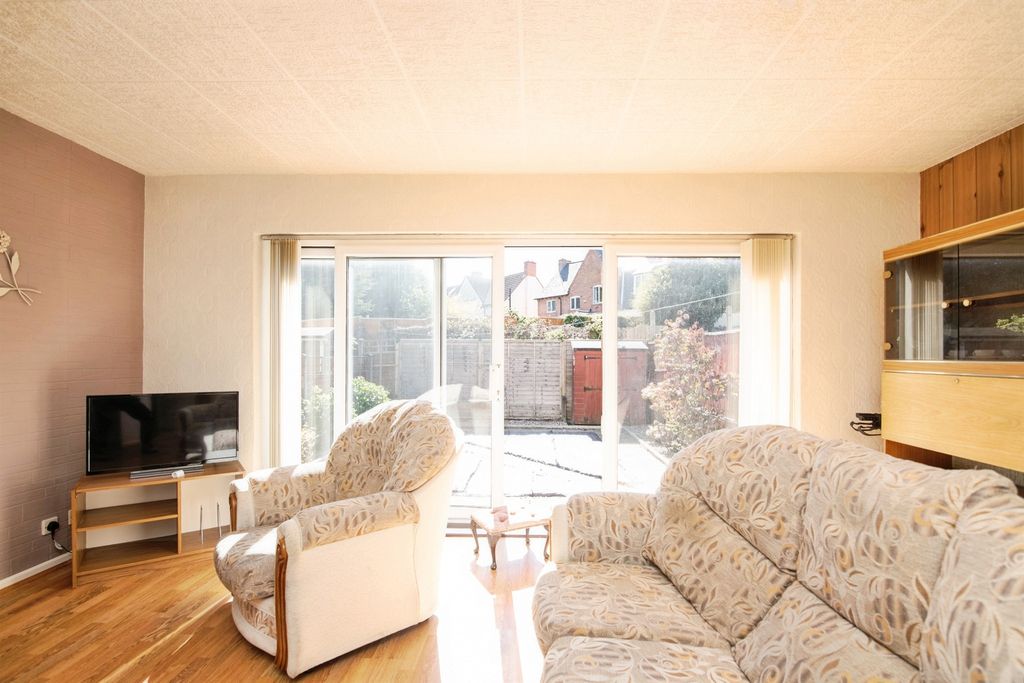 Property photo 3 of 16