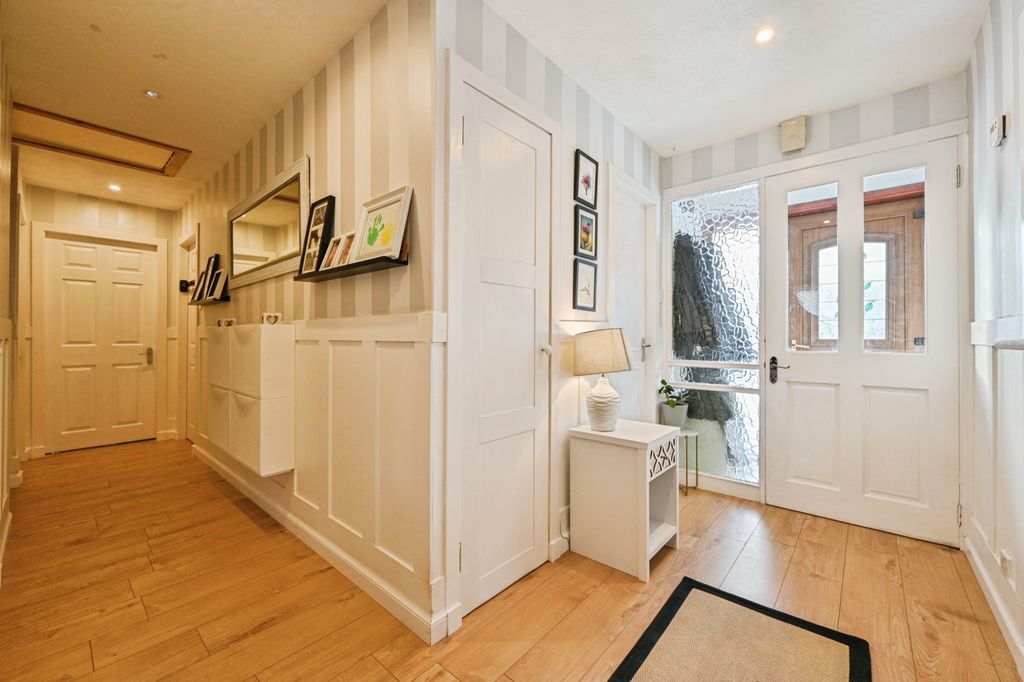 Property photo 3 of 15 Hallway