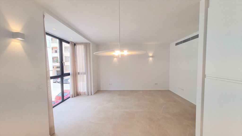 Property photo 2 of 7 2 - Living Room From Kitchen.Jpg