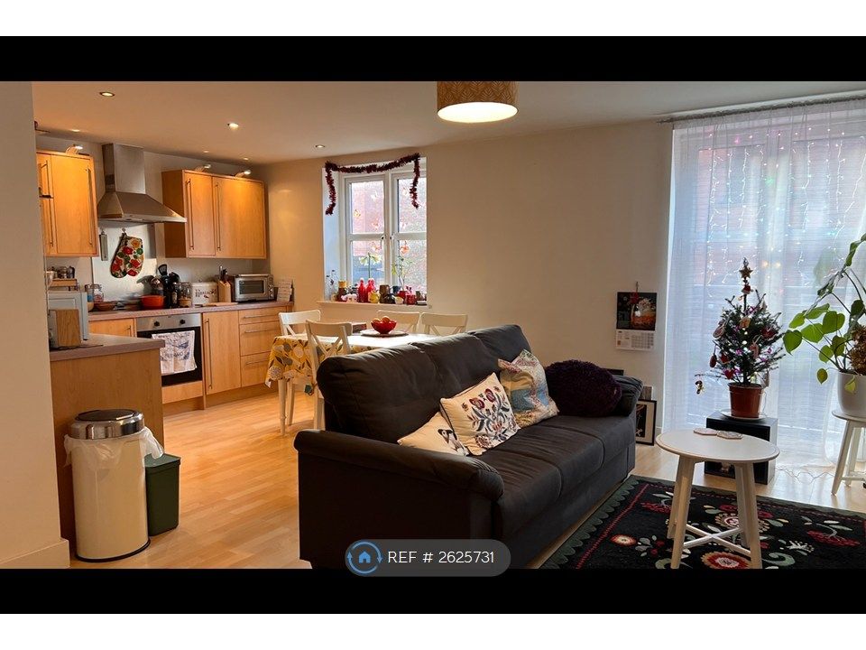 Property photo 2 of 6