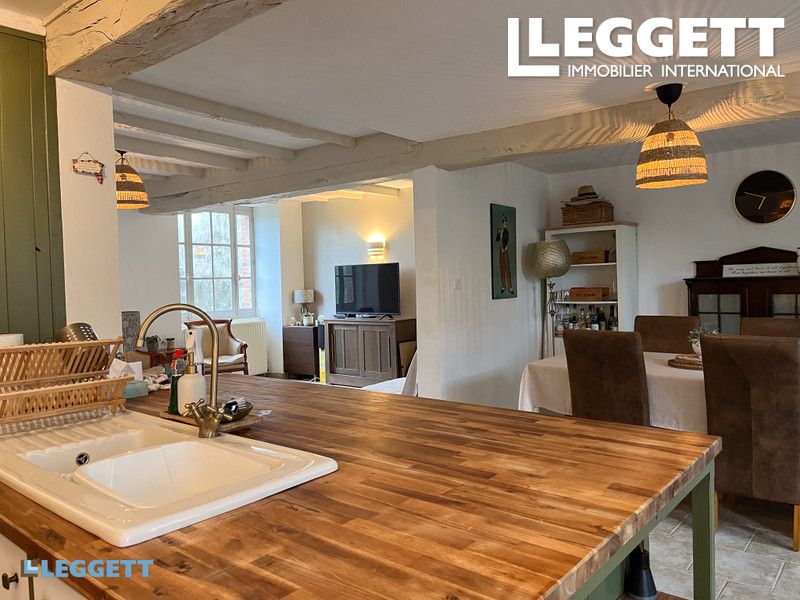 Property photo 3 of 10