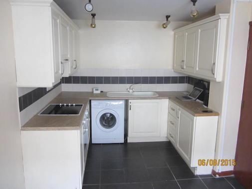 Property photo 2 of 11 Kitchen