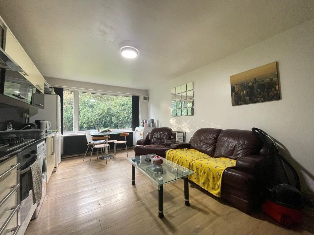 Property photo 3 of 10 Picture No. 08