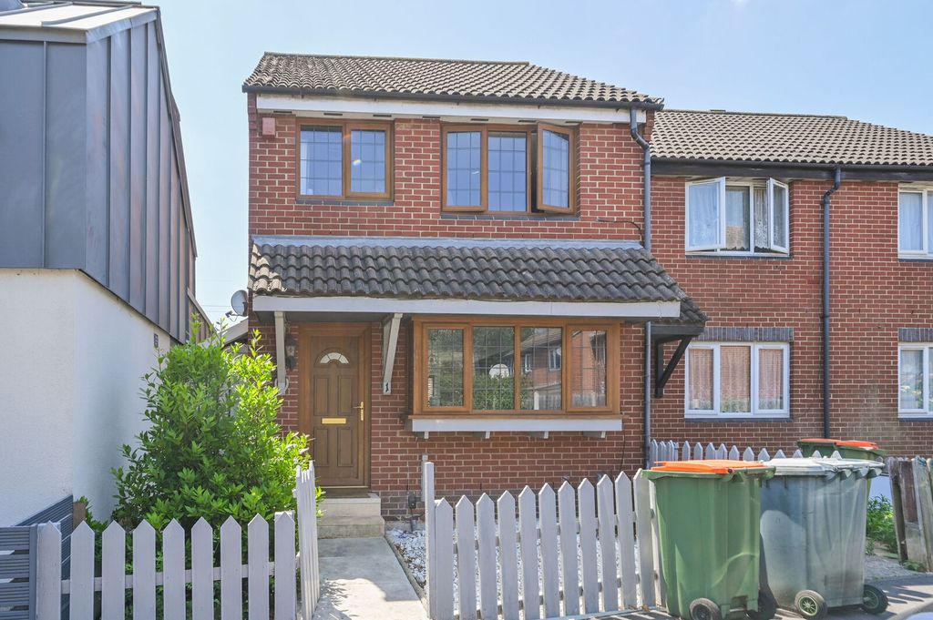 Property photo 1 of 14