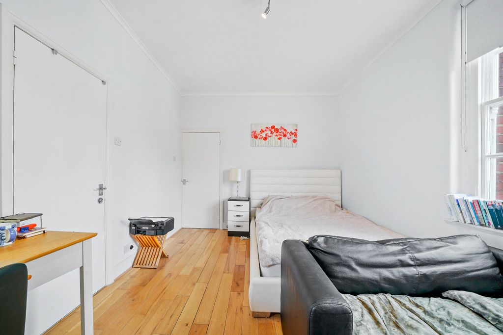 Property photo 3 of 7