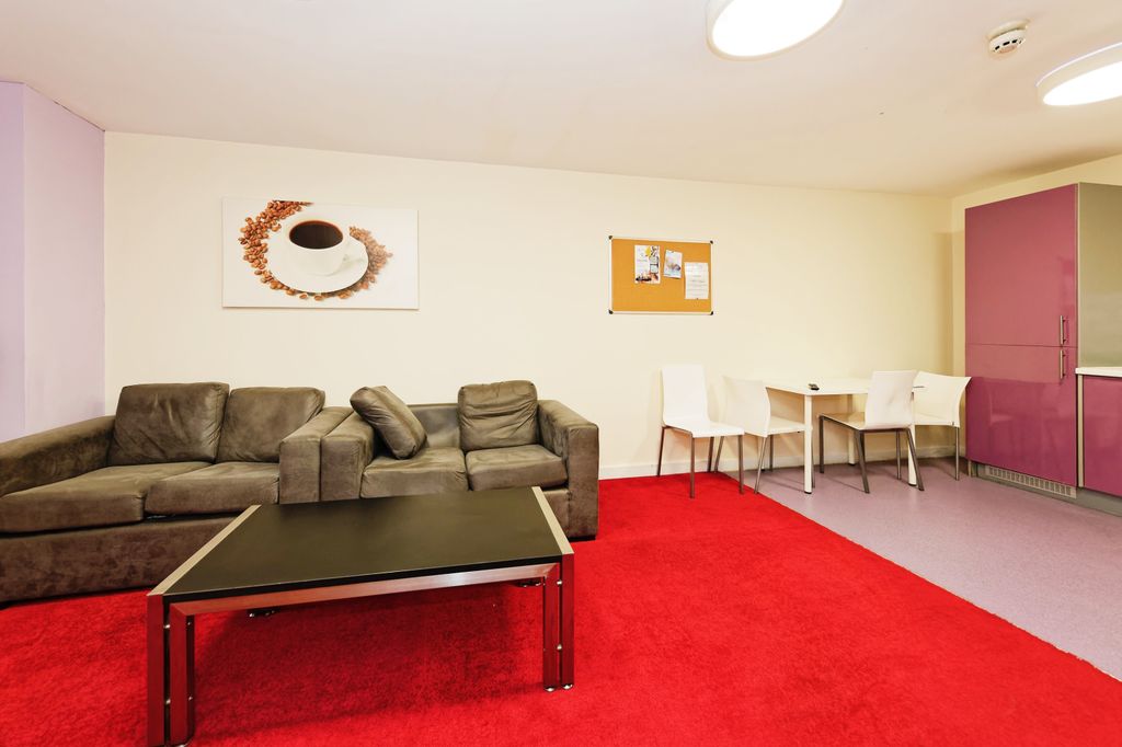 Property photo 3 of 14 Photography