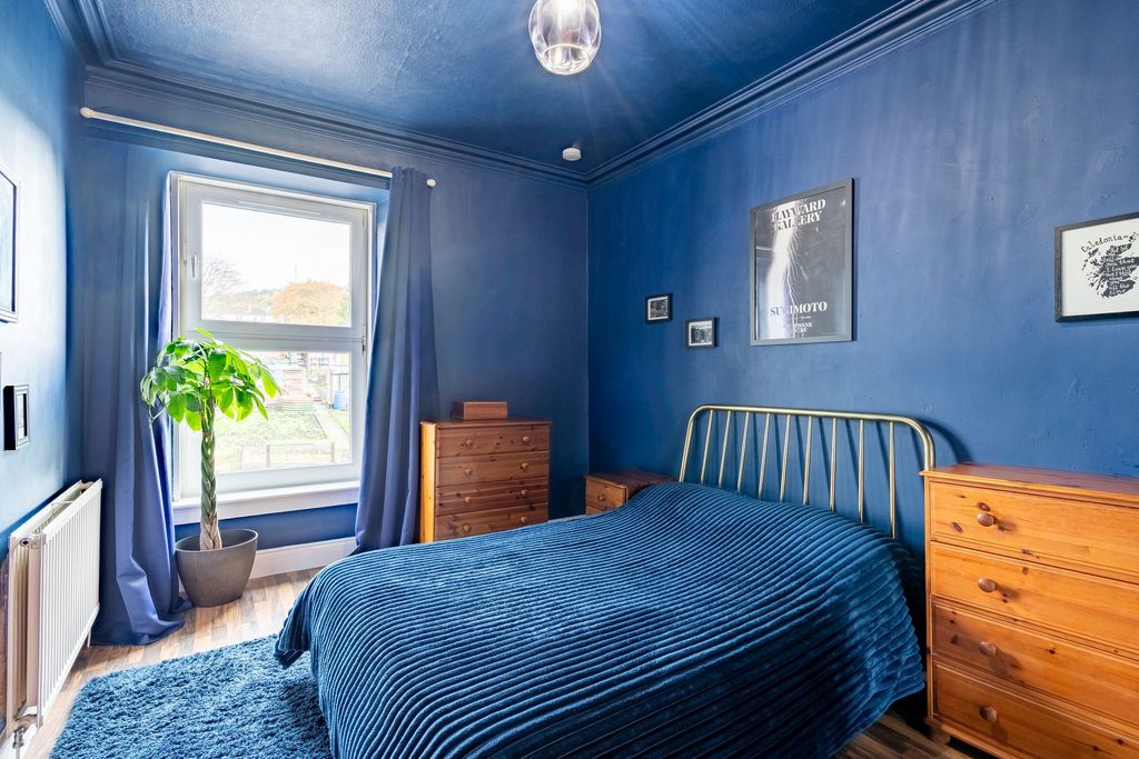 Property photo 3 of 20 Bedroom 1