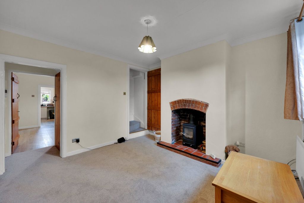 Property photo 2 of 18