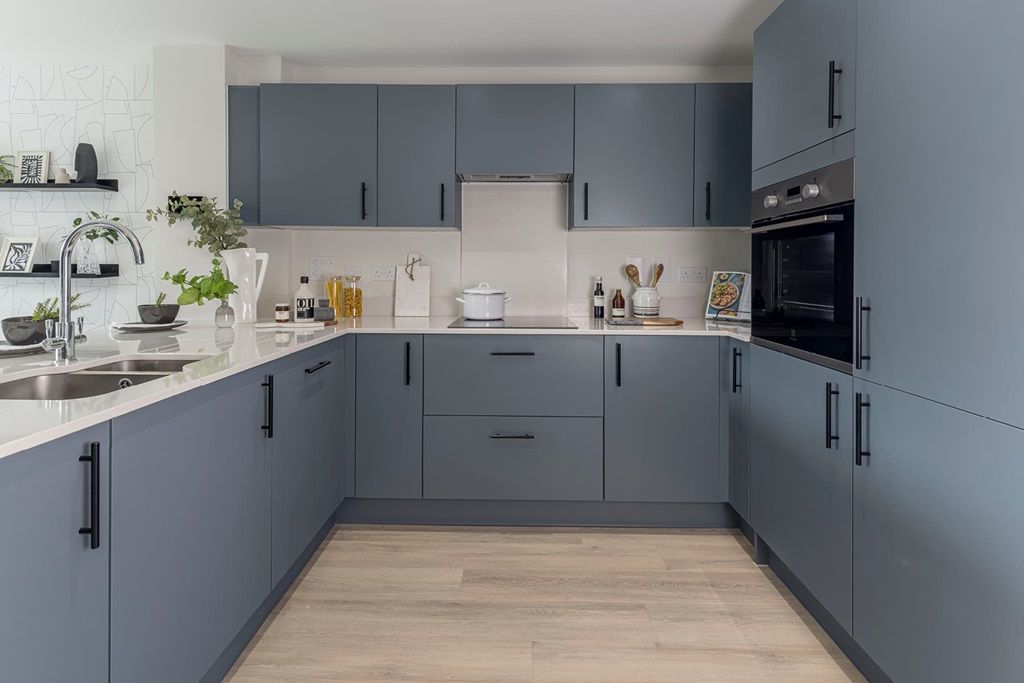 Property photo 3 of 14 Plenty Of Space & Storage Options