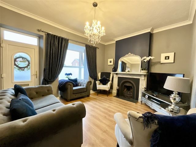 Property photo 2 of 21 Lounge
