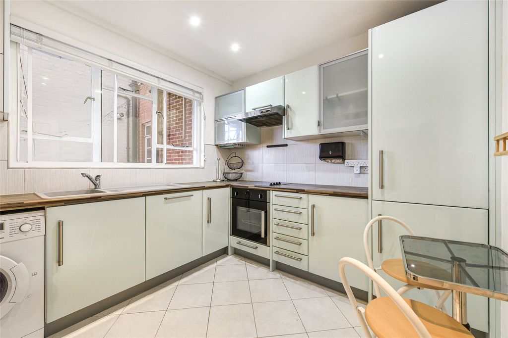 Property photo 2 of 7 Picture No. 06