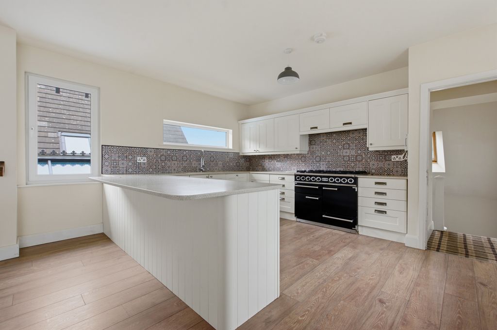 Additional image 4 of 3 bed flat for saleHinckley Road, Stoney Stanton LE9