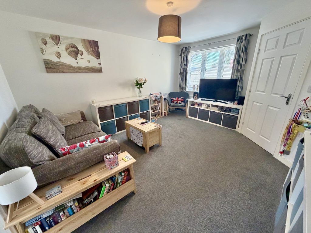 Property photo 2 of 14