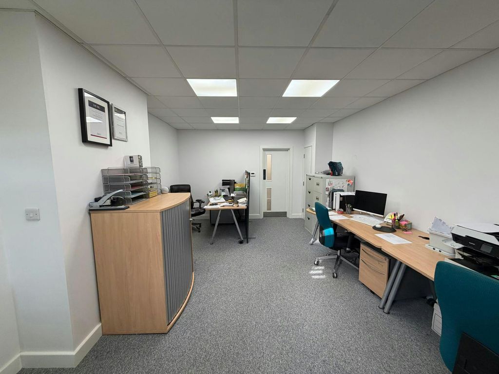 Property photo 3 of 18 3.Jpg